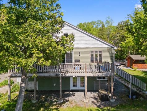 32 Whites Pond Road Palmyra ME 04965