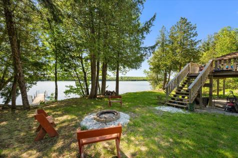 32 Whites Pond Road Palmyra ME 04965