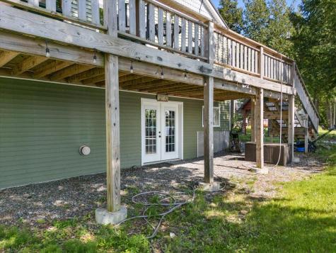 32 Whites Pond Road Palmyra ME 04965