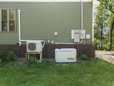 32 Whites Pond Road Palmyra ME 04965