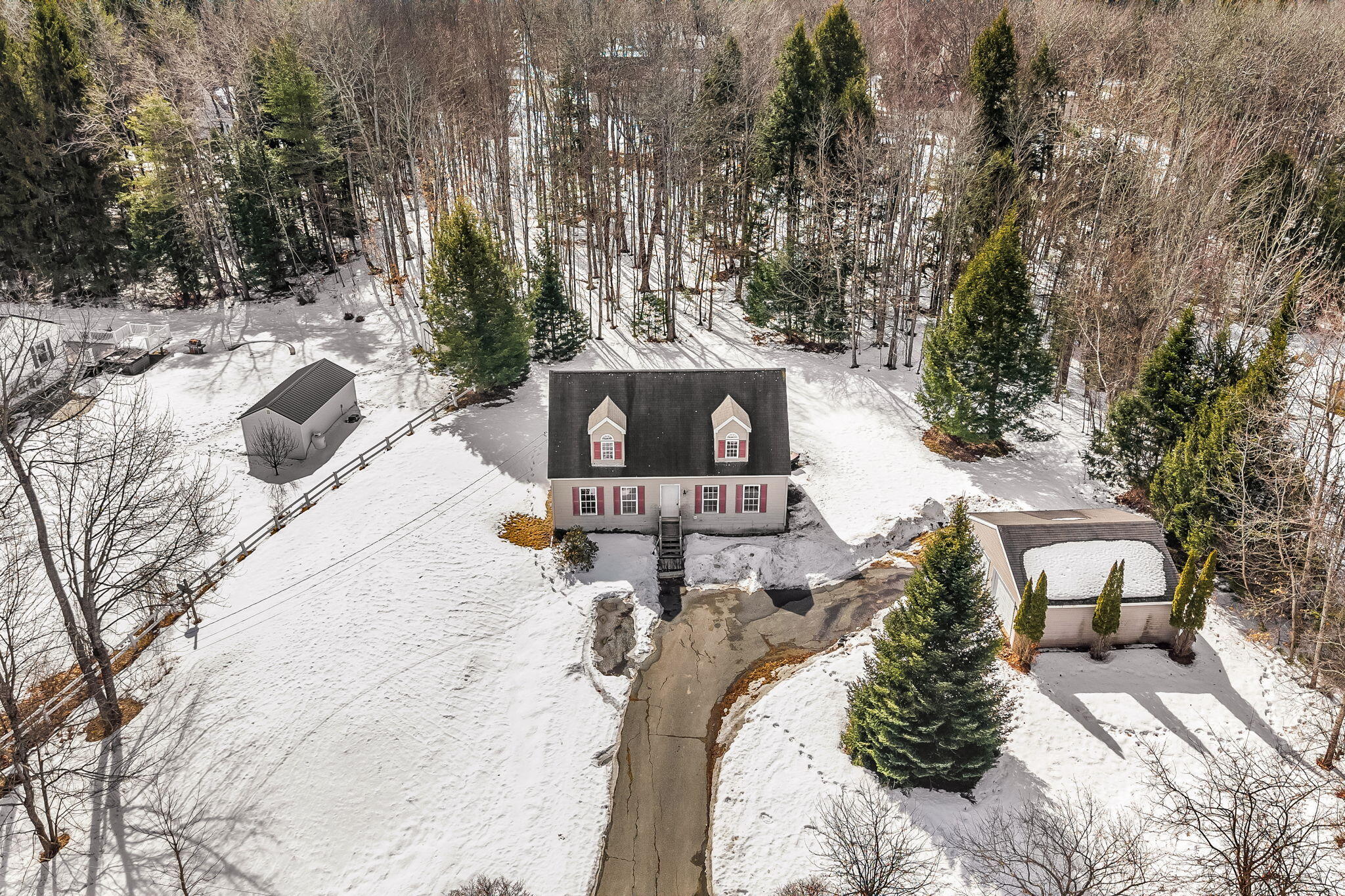 40 Harwood Road Farmingdale ME 04344