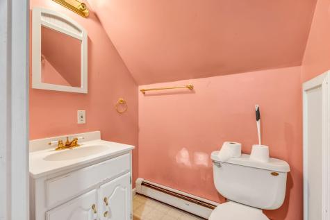 40 Harwood Road Farmingdale ME 04344