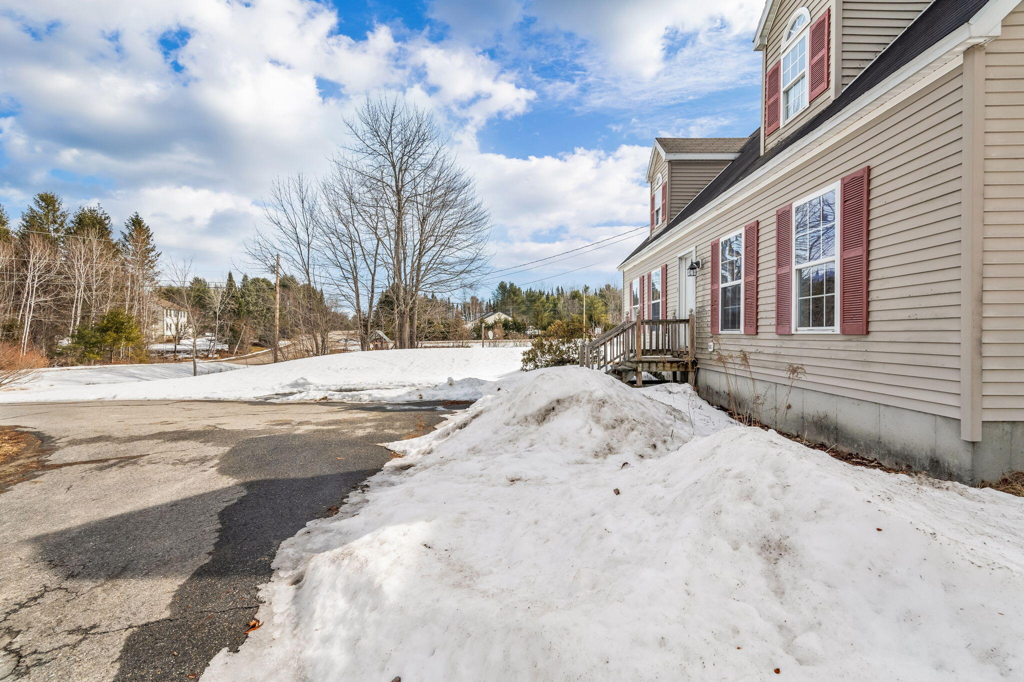 40 Harwood Road Farmingdale ME 04344