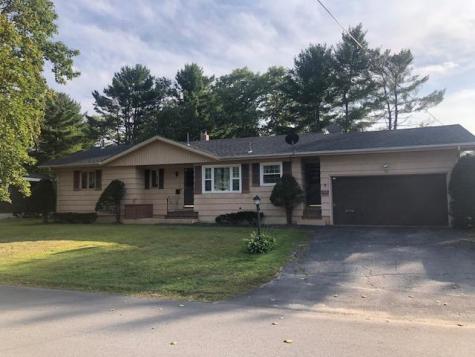 15 Ventura Street Lewiston ME 04240