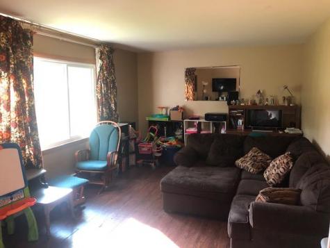 15 Ventura Street Lewiston ME 04240