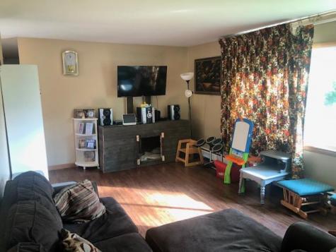 15 Ventura Street Lewiston ME 04240