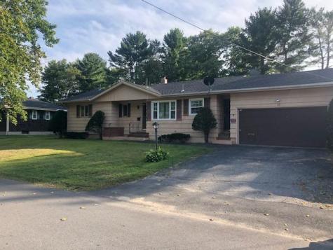 15 Ventura Street Lewiston ME 04240