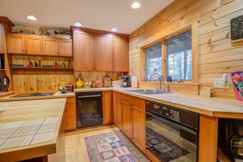 88 Black Island Road Oxford ME 04270