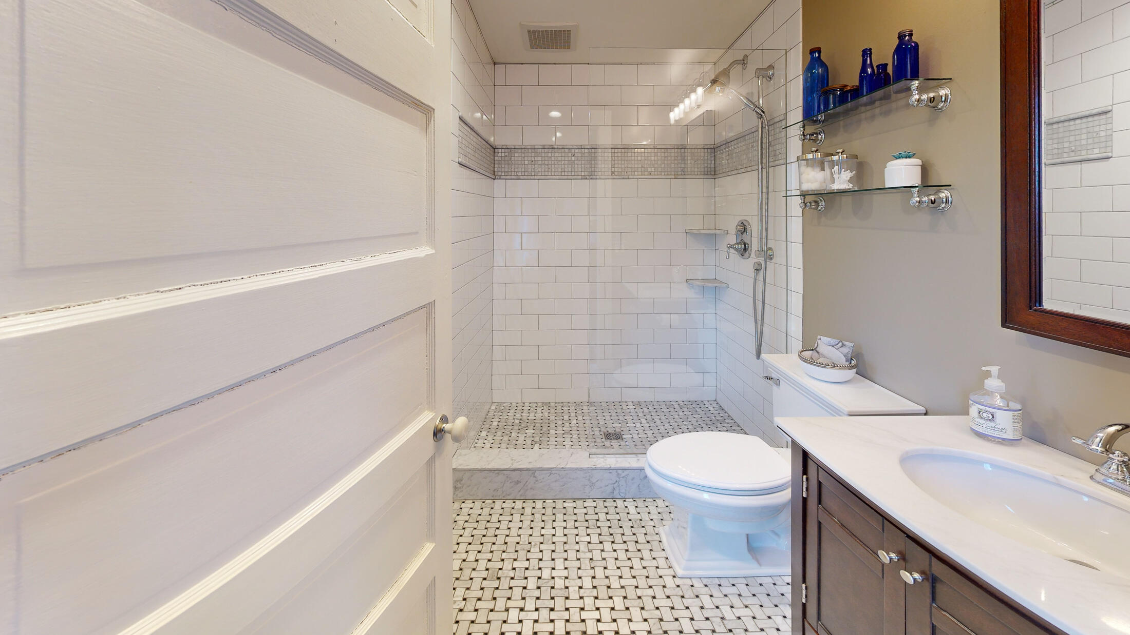 15 Wadsworth Street Thomaston ME 04861