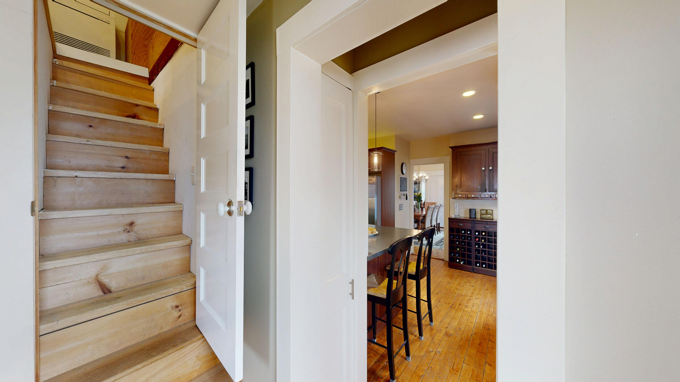 15 Wadsworth Street Thomaston ME 04861