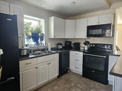 18 King Avenue Lewiston ME 04240