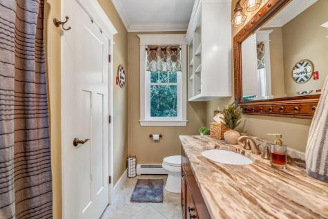 187 Hickory Drive Auburn ME 04210