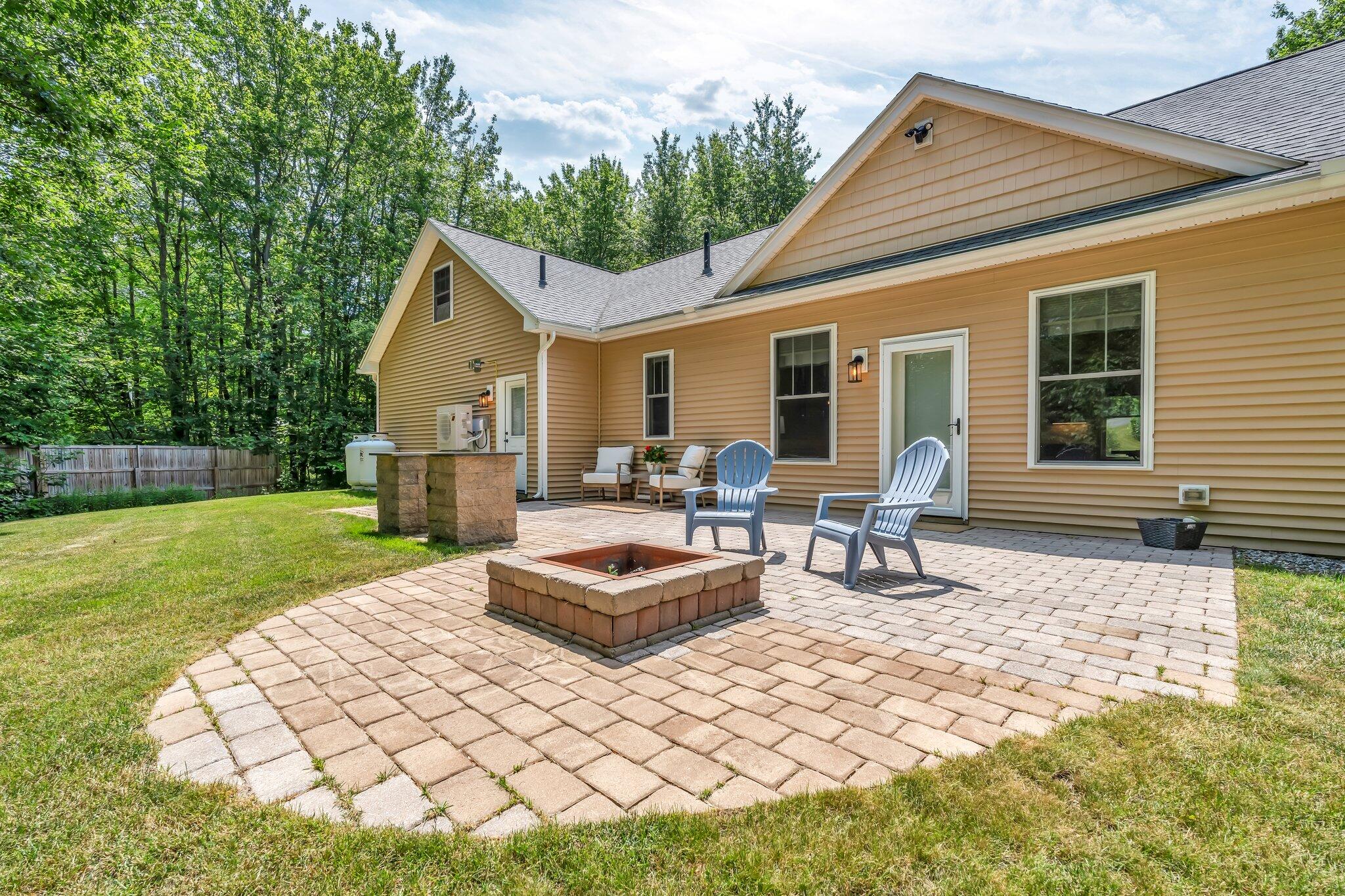 187 Hickory Drive Auburn ME 04210