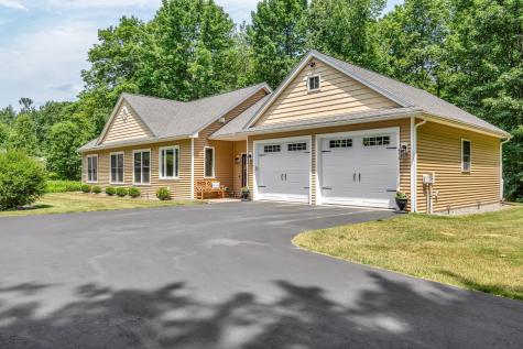 187 Hickory Drive Auburn ME 04210