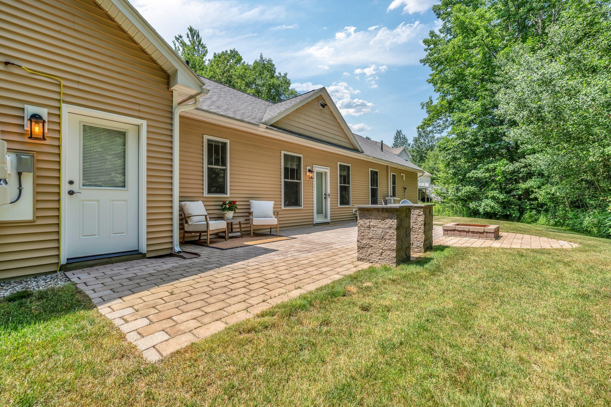 187 Hickory Drive Auburn ME 04210