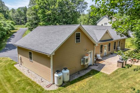 187 Hickory Drive Auburn ME 04210