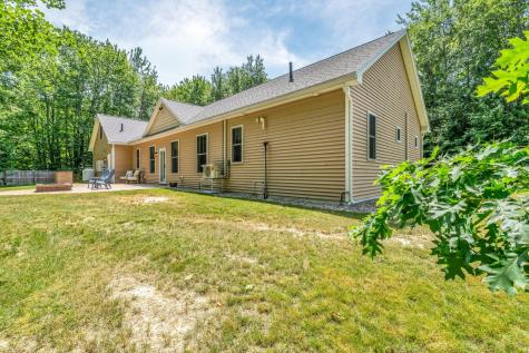 187 Hickory Drive Auburn ME 04210