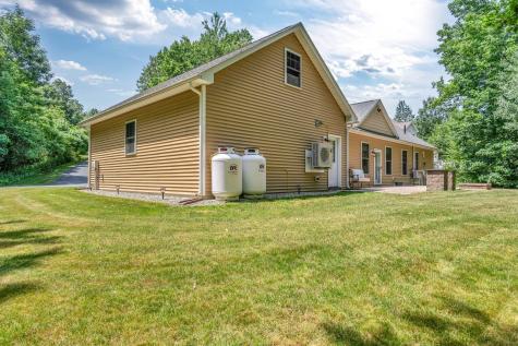 187 Hickory Drive Auburn ME 04210