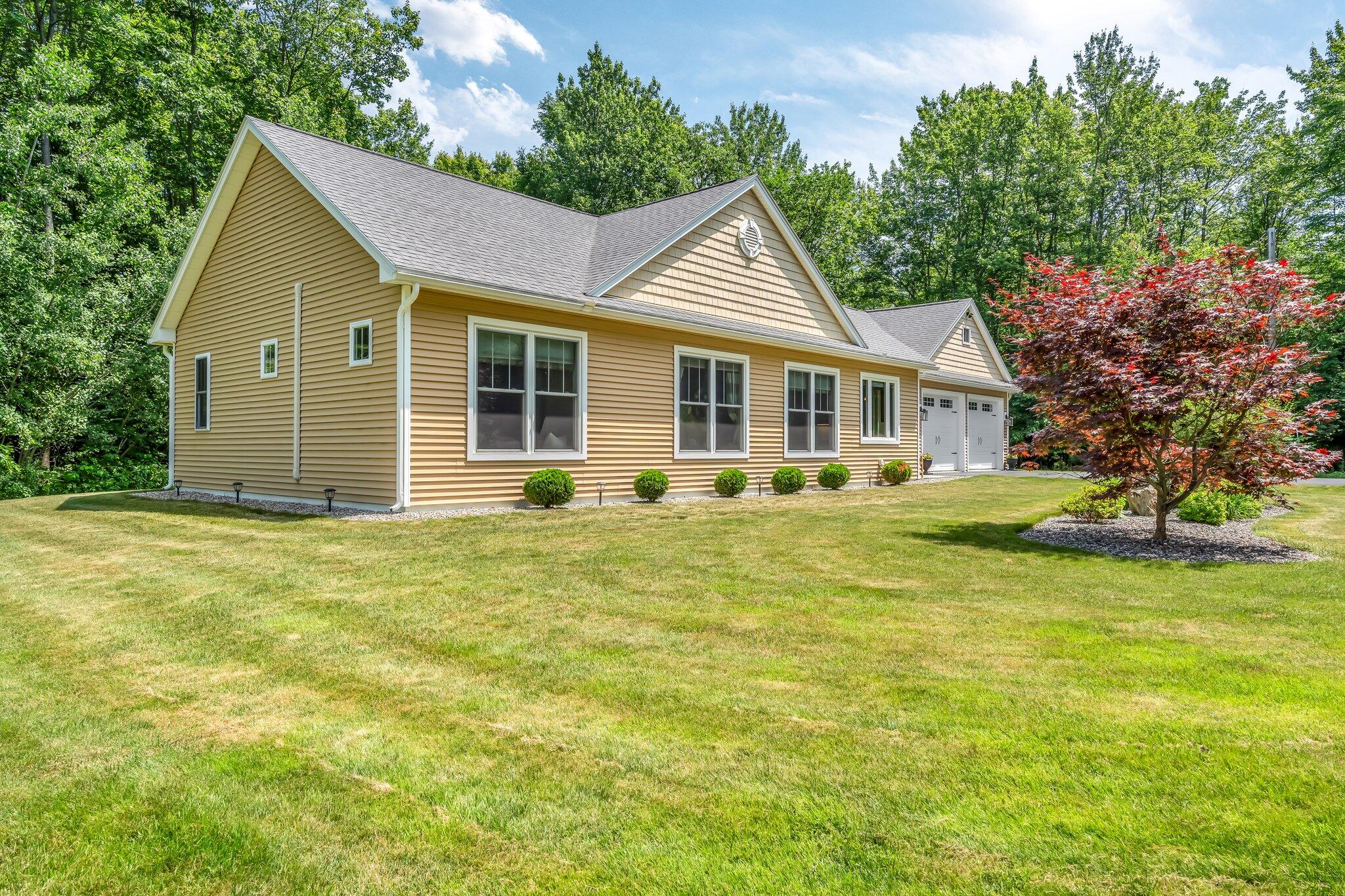 187 Hickory Drive Auburn ME 04210