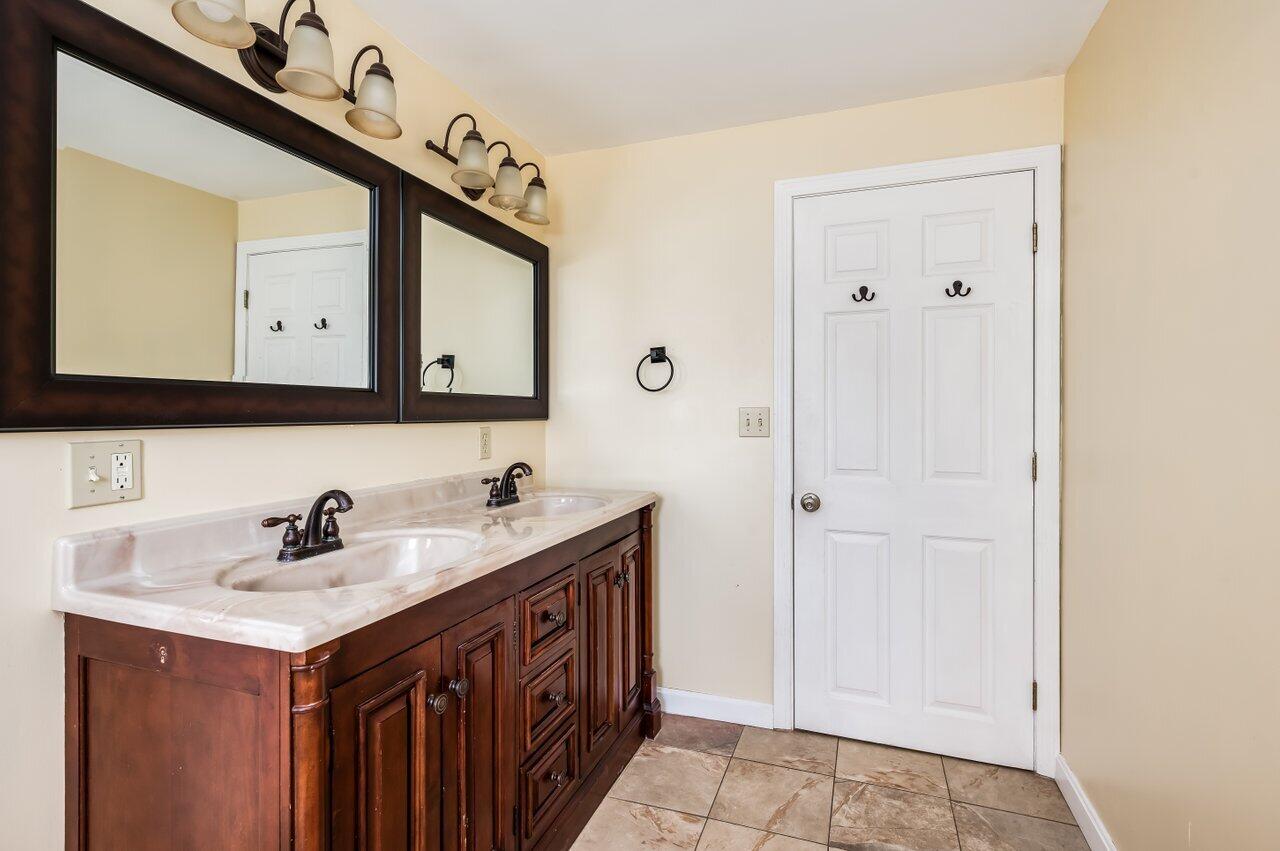 247 Smith Road Lebanon ME 04027