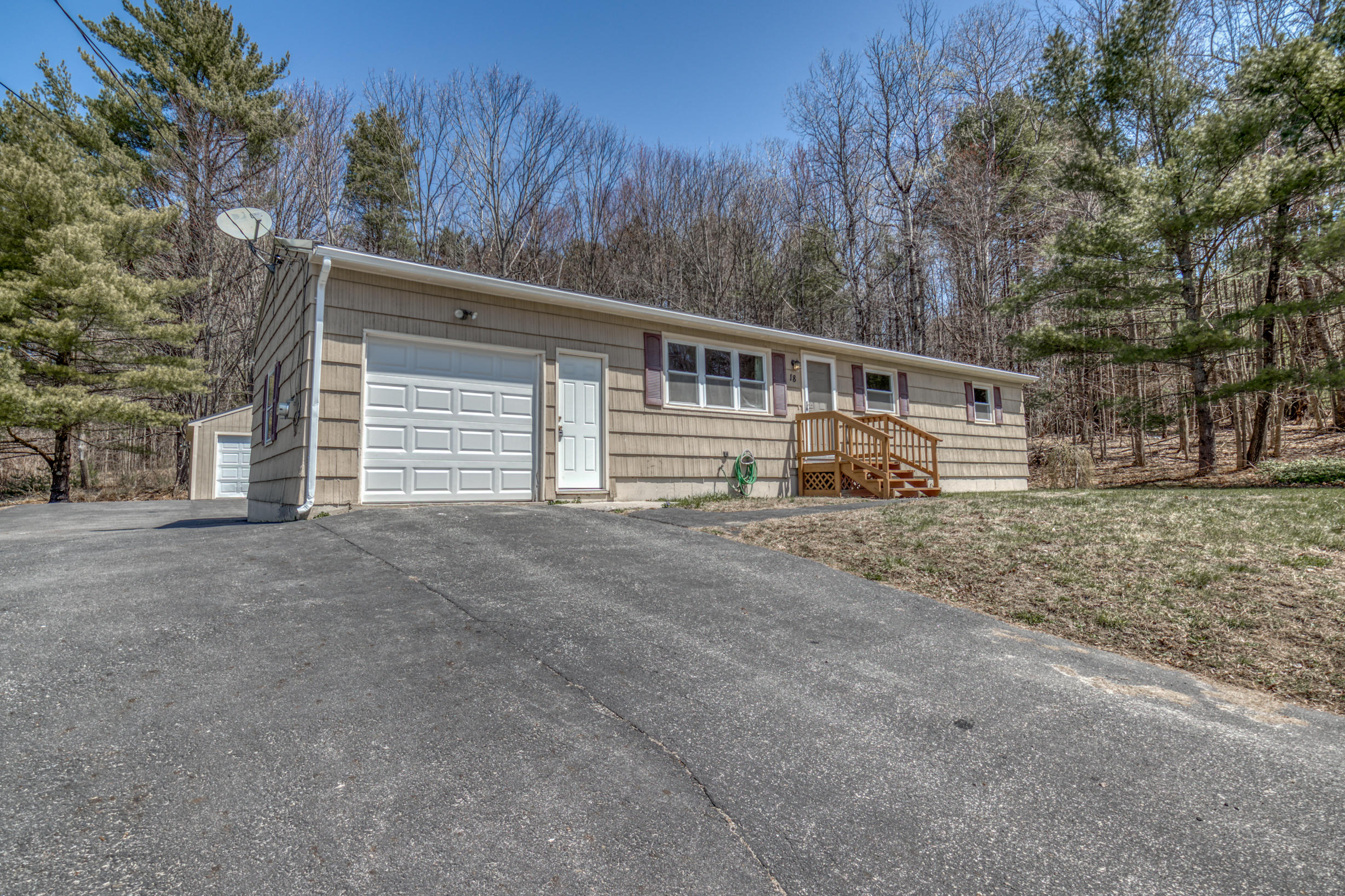 18 Claire Street Lewiston ME 04240