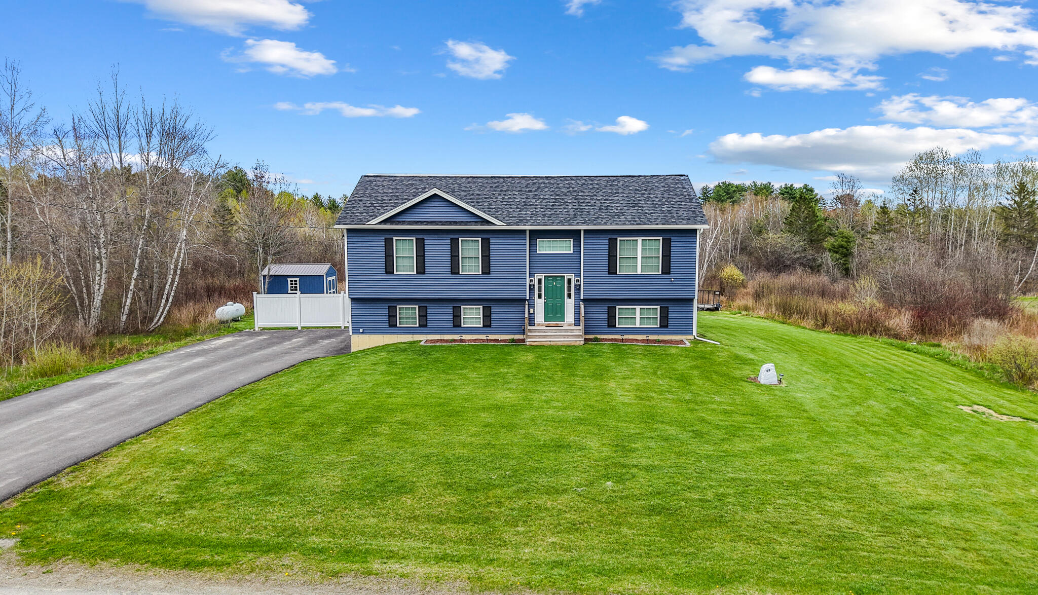 43 Boxwood Lane Hermon ME 04401