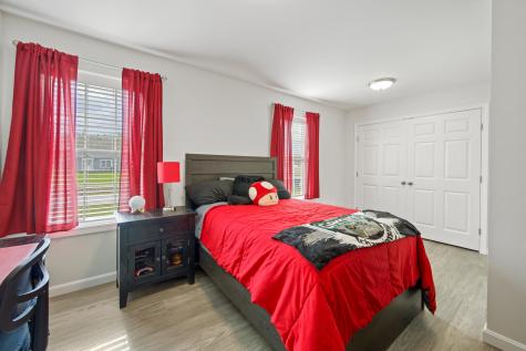 43 Boxwood Lane Hermon ME 04401