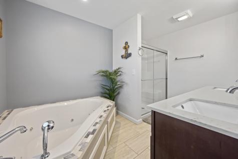 43 Boxwood Lane Hermon ME 04401