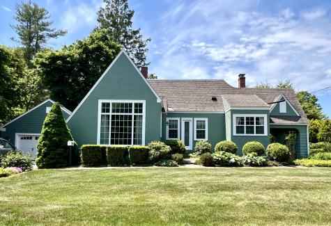 23 Winslow Road Falmouth ME 04105