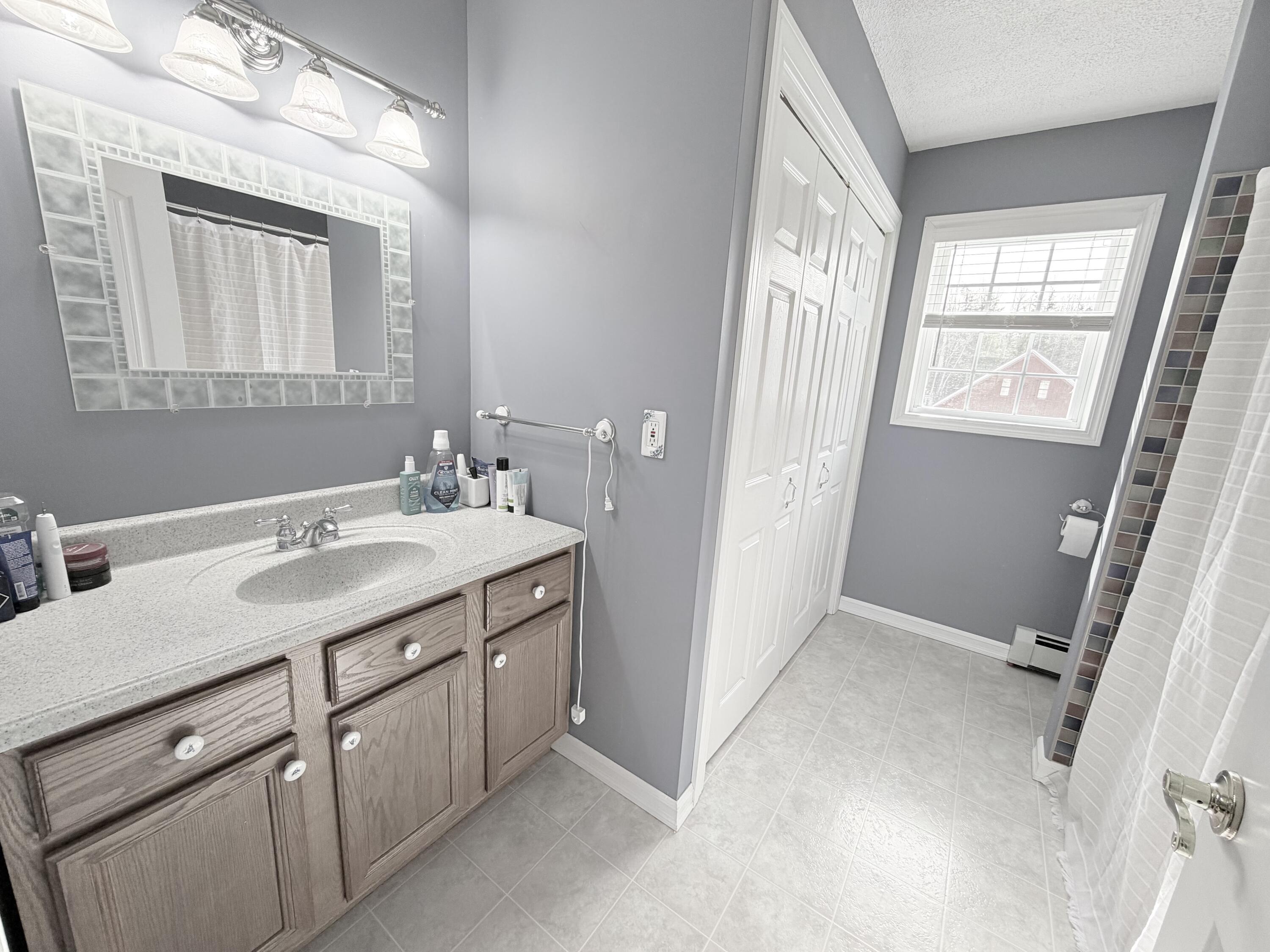 76 Fowler Road Hampden ME 04444