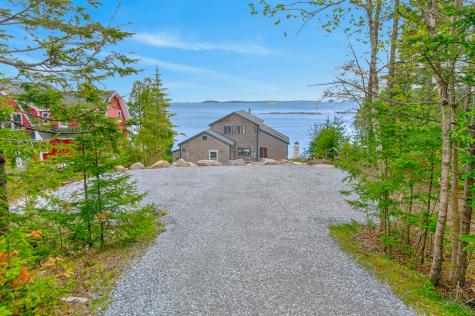 27 & 31 Cottage Lane South Thomaston ME 04854