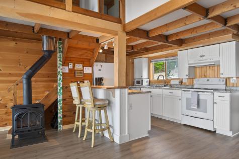 27 & 31 Cottage Lane South Thomaston ME 04854