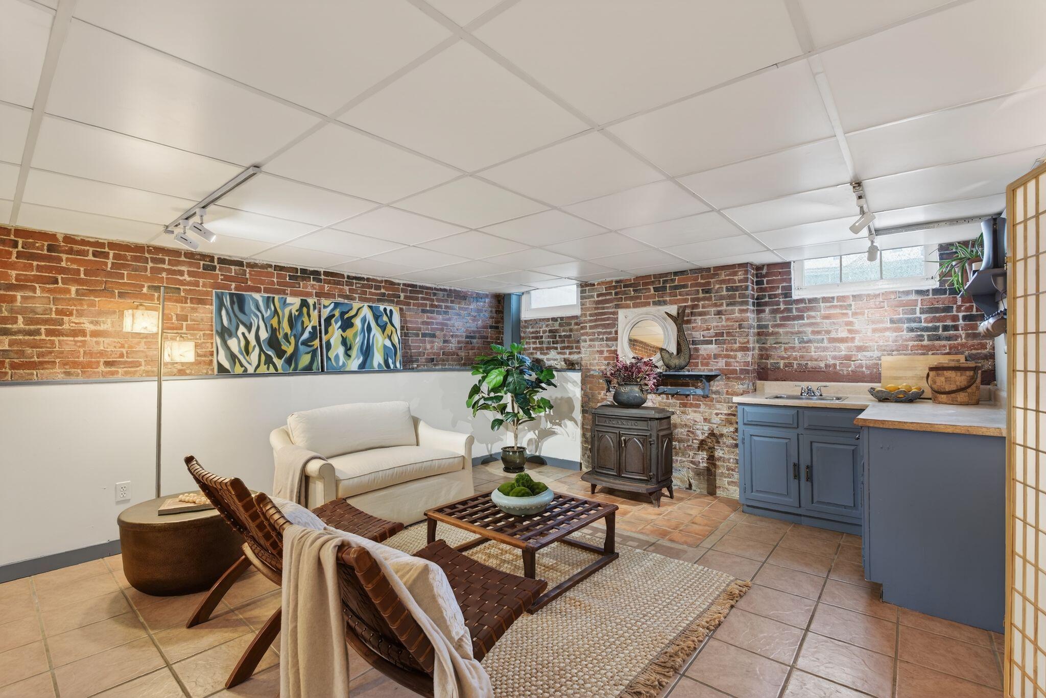 263 Brighton Avenue Portland ME 04102