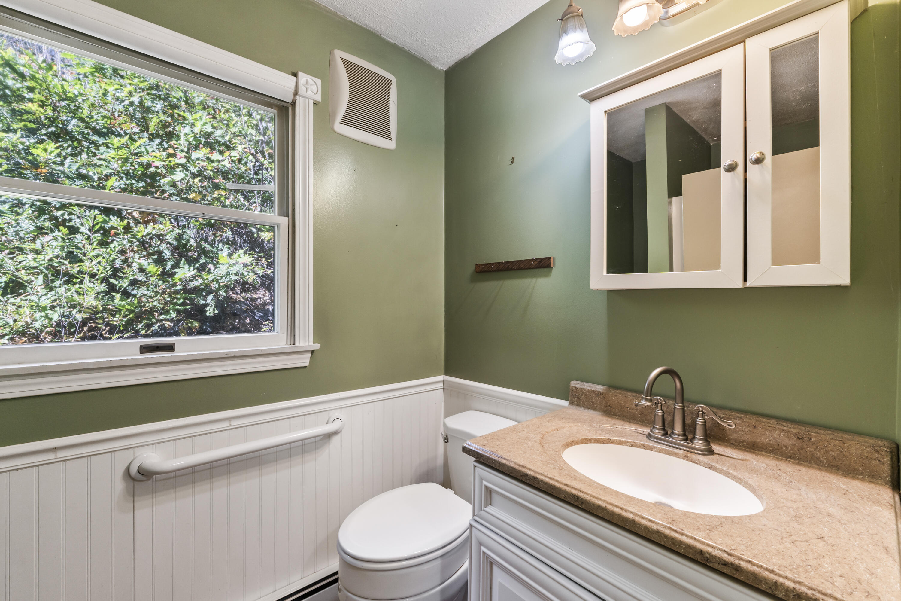 197 Main Road Phippsburg ME 04562