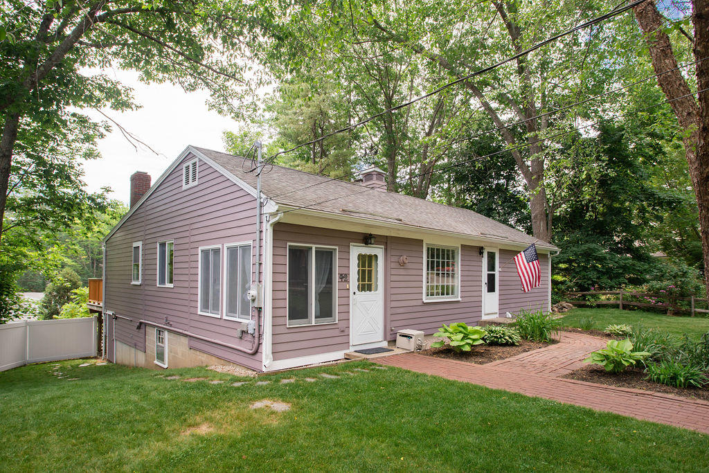 42 Highland Avenue Ogunquit ME 03907