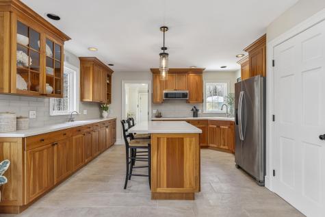 9 Picnic Hill Road Freeport ME 04032