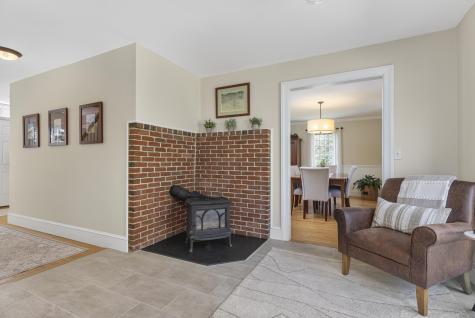 9 Picnic Hill Road Freeport ME 04032