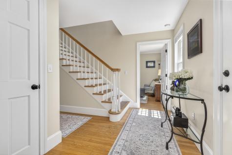 9 Picnic Hill Road Freeport ME 04032