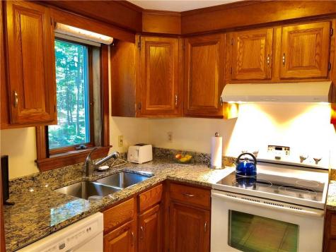 64 Mast Lane Yarmouth ME 04096