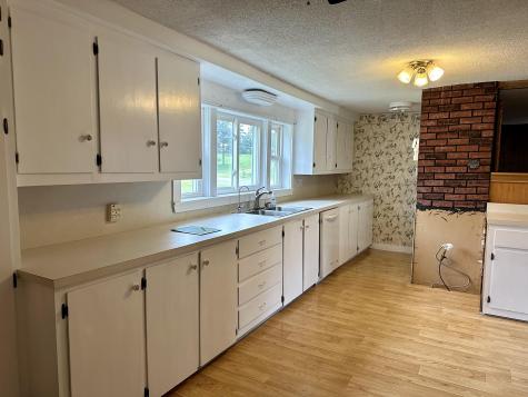 103 Main Road Charleston ME 04422