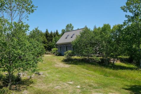 10 Moss Ledge Landing Lane Deer Isle ME 04627