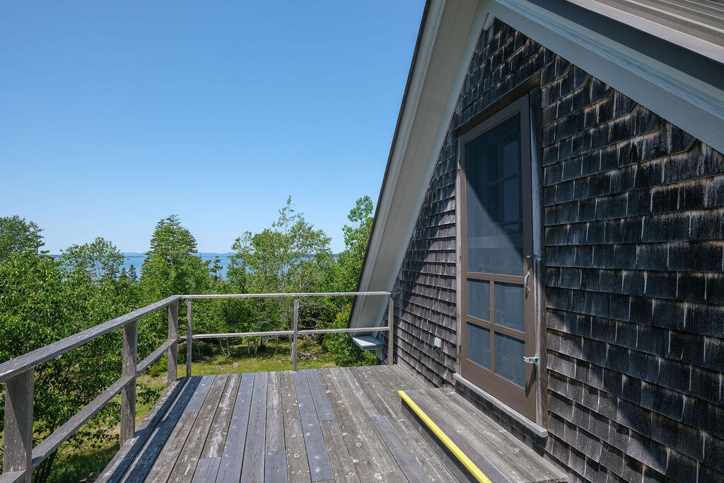 10 Moss Ledge Landing Lane Deer Isle ME 04627
