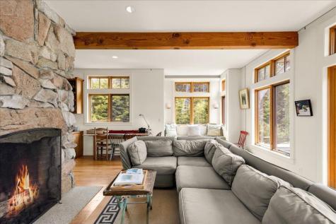 10 Moss Ledge Landing Lane Deer Isle ME 04627