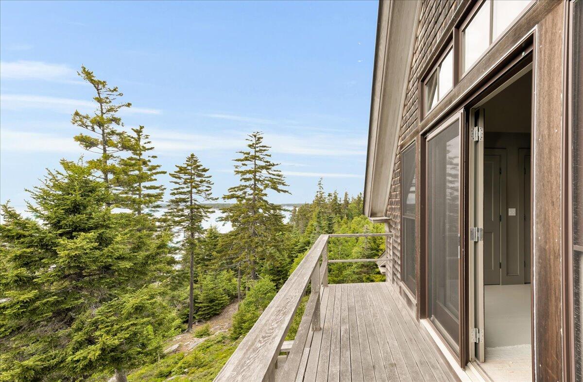 10 Moss Ledge Landing Lane Deer Isle ME 04627