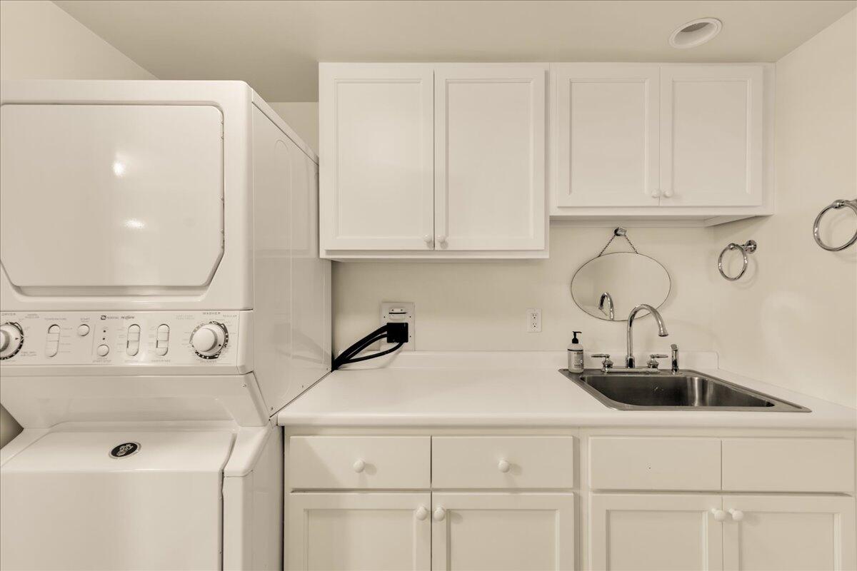 10 Moss Ledge Landing Lane Deer Isle ME 04627