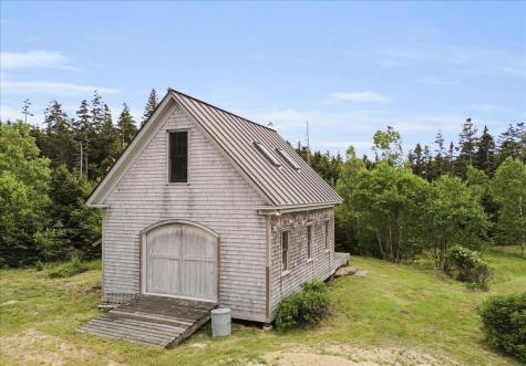10 Moss Ledge Landing Lane Deer Isle ME 04627