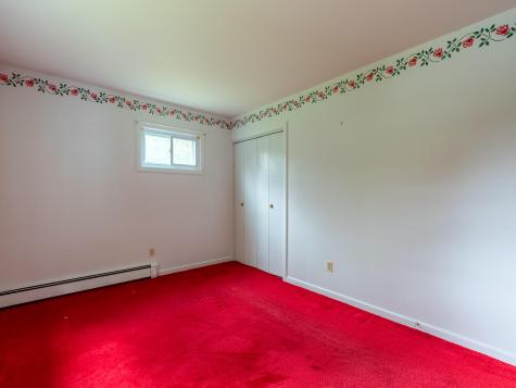 106 Broadview Avenue Auburn ME 04210