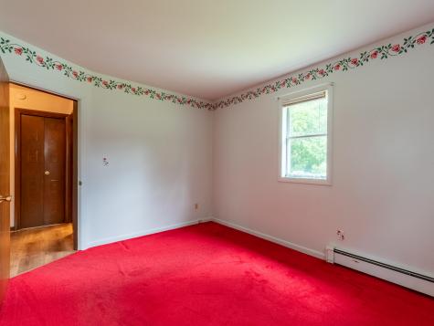 106 Broadview Avenue Auburn ME 04210