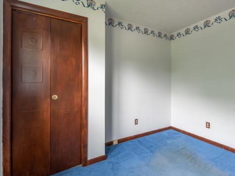106 Broadview Avenue Auburn ME 04210
