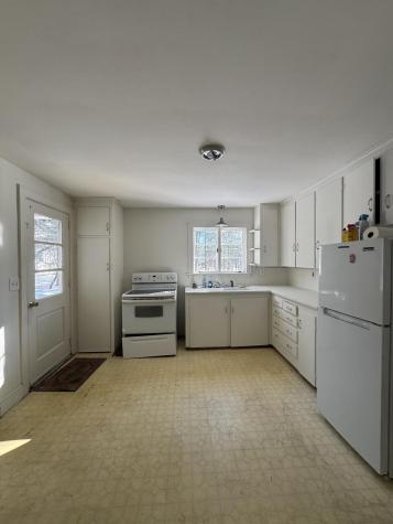 1087 Riverside Street Portland ME 04103